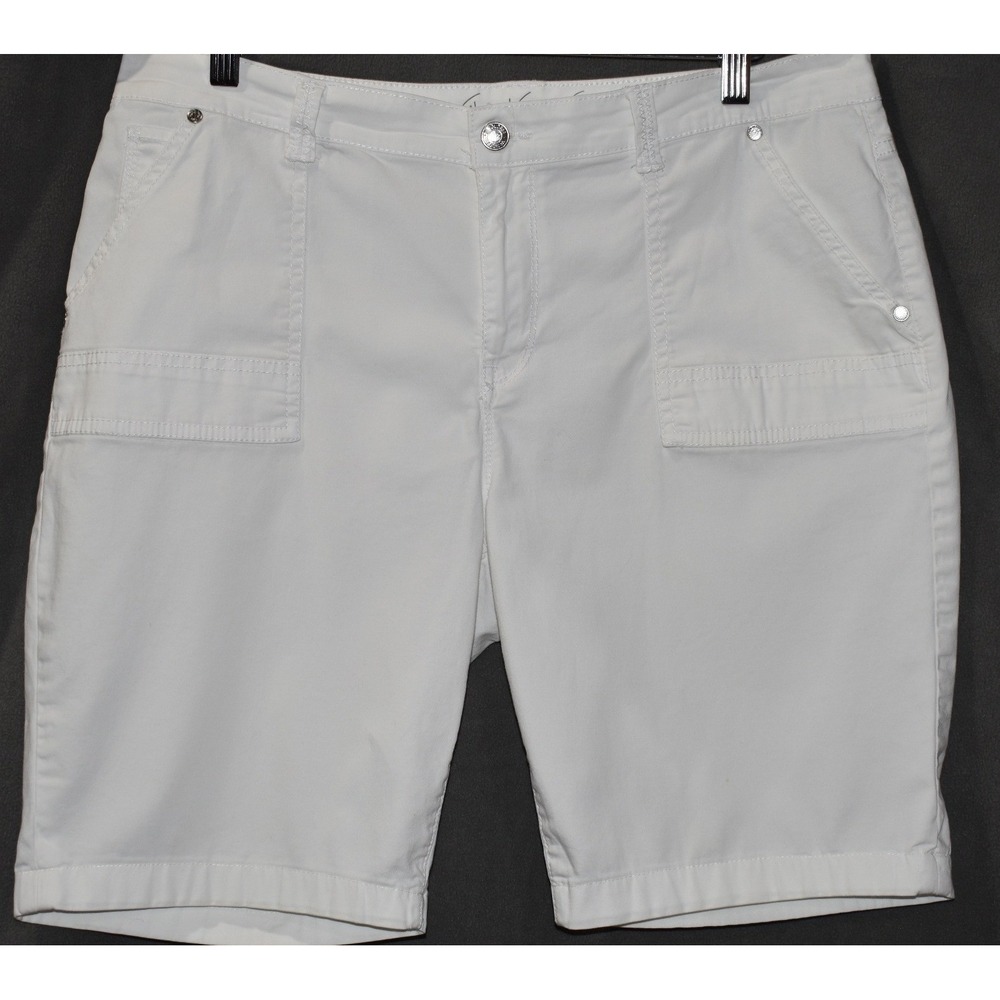 Gloria Vanderbilt Shorts 12 Bermuda All-Around Slimming Effect 9in Inseam Modest